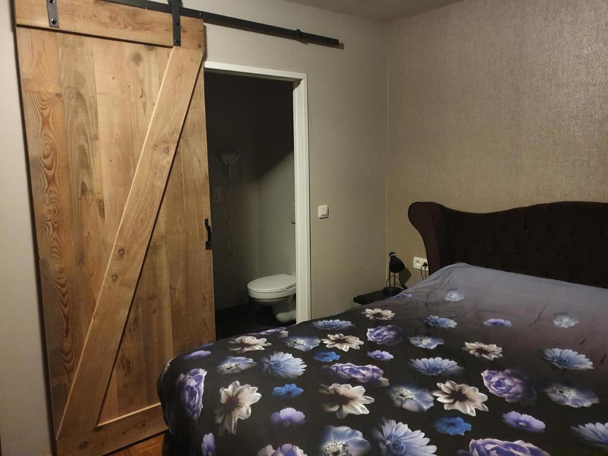 Guesthouse Deladix Хасселт Экстерьер фото