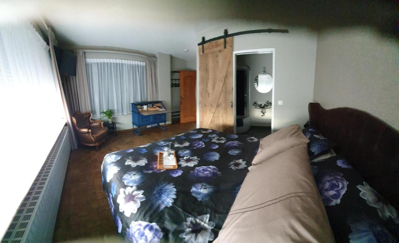 Guesthouse Deladix Хасселт Экстерьер фото