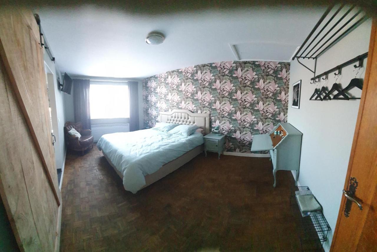 Guesthouse Deladix Хасселт Экстерьер фото