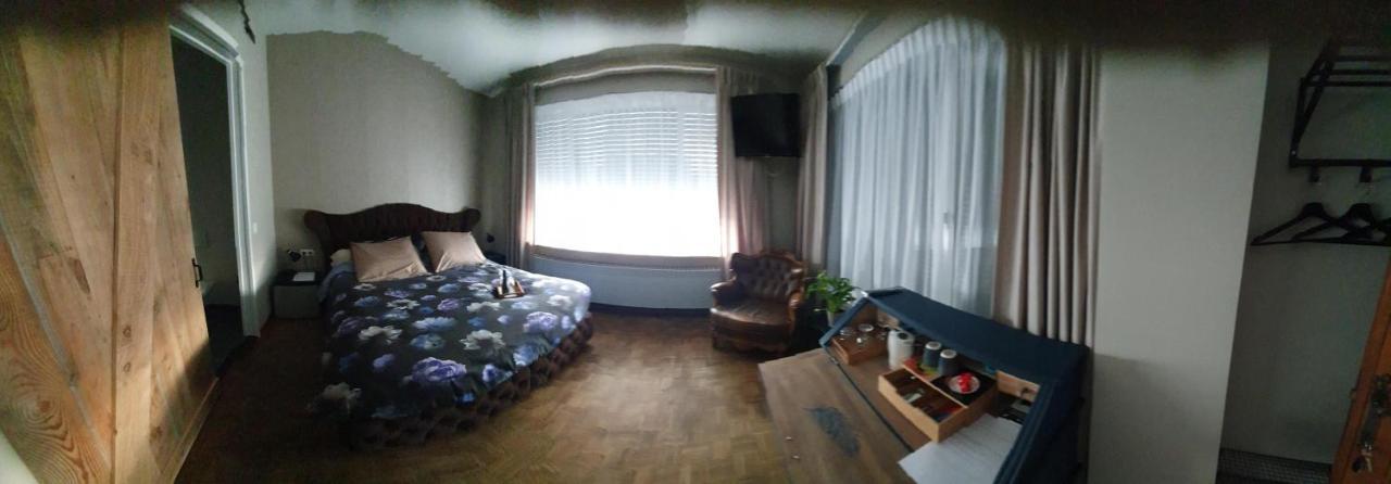 Guesthouse Deladix Хасселт Экстерьер фото